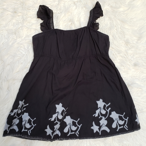 Goelia Flutter Strap Blouse - Picture 1 of 6